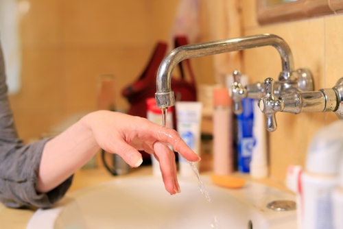How to Fix Low Water Pressure in Older Riverside, IL Homes